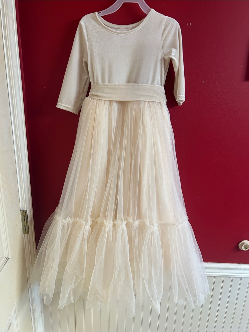 Girls' Cream Layered Tulle Formal Dress with 3/4 Sleeves 5T